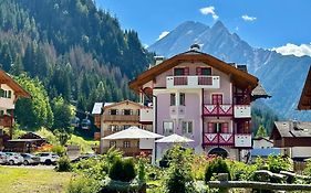 B&B Cesa Planber Mountain View Bike Friendly